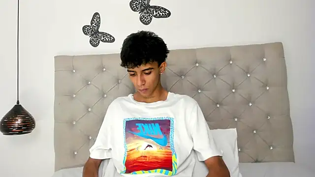 Snapshot of dikey_62 chatting on 09-25-25, 09:40 dikey 62 online show from 09-25-25, 09:40