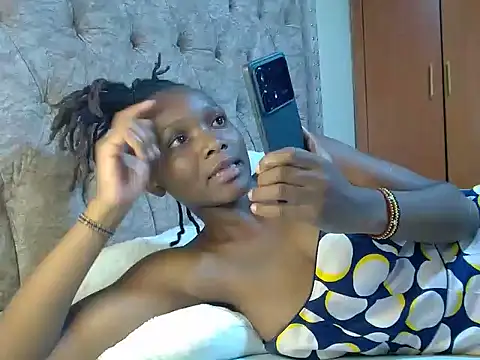 Snapshot of Naughty_Girl17 chatting on 12-02-24, 07:27 Naughty Girl17 online show from 12-02-24, 07:27