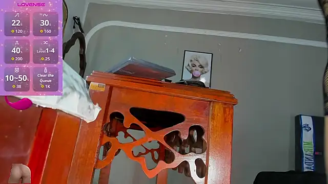 Jimena Grey online show from 02-25-26, 10:41