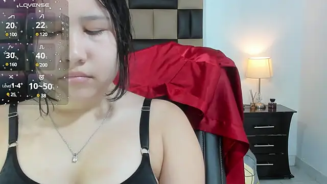 Snapshot of BonnyDelux chatting on 01-26-25, 12:01 BonnyDelux online show from 01-26-25, 12:01