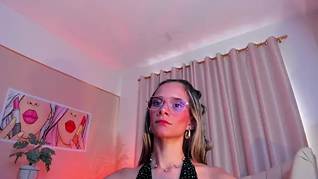 SkiinnyAna online show from 02-05-25, 07:31