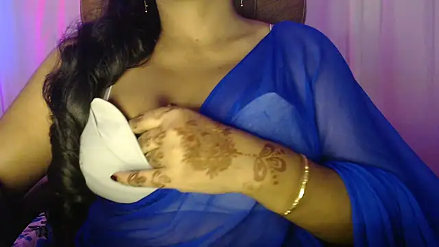 Prita07 online show from 10-15-25, 01:44