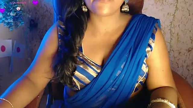 Snapshot of Prita07 chatting on 06-14-26, 12:30 Prita07 online show from 06-14-26, 12:30