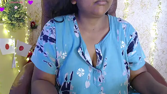 Snapshot of Prita07 chatting on 06-29-26, 03:24 Prita07 online show from 06-29-26, 03:24