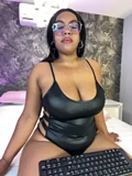 Esmeralda Duarte online show from 07-12-26, 03:41