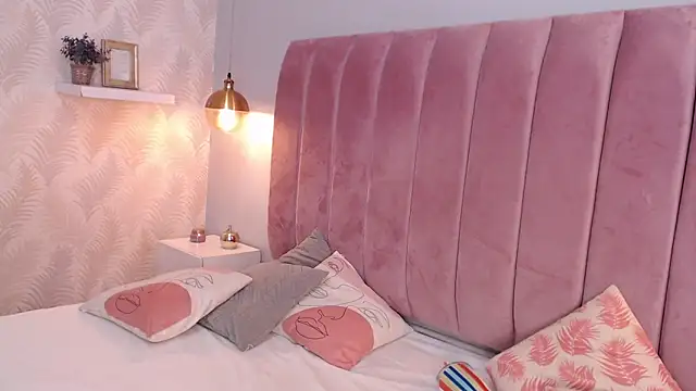 LeenaBrown online show from 03-13-25, 04:23