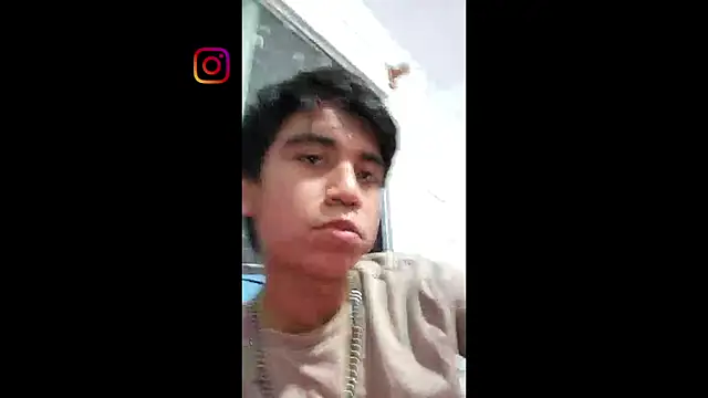 Snapshot of ElGiyuu25 chatting on 03-02-26, 01:08 ElGiyuu25 online show from 03-02-26, 01:08