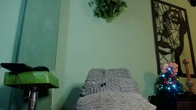 thirstymoonxx online show from 12-20-24, 01:36