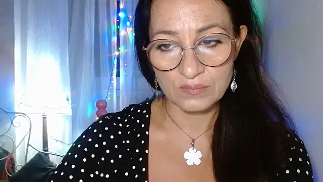 Snapshot of KeisyNeonX chatting on 10-03-25, 07:33 KeisyNeonX online show from 10-03-25, 07:33