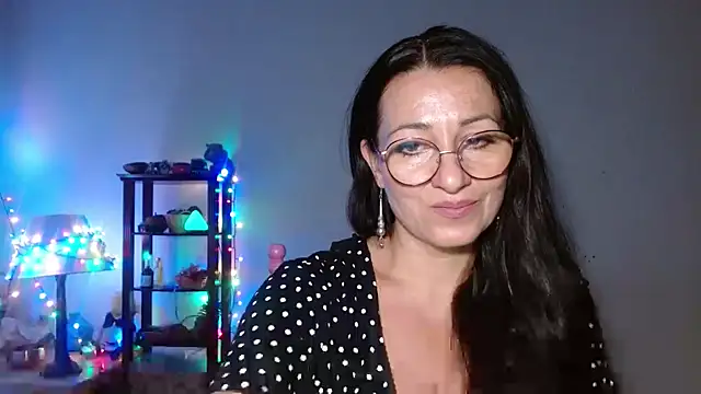 Snapshot of KeisyNeonX chatting on 10-04-25, 07:34 KeisyNeonX online show from 10-04-25, 07:34