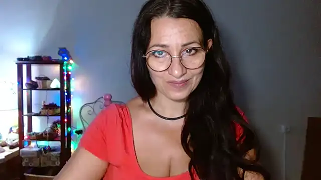 Snapshot of KeisyNeonX chatting on 10-29-25, 08:10 KeisyNeonX online show from 10-29-25, 08:10