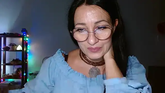 Snapshot of KeisyNeonX chatting on 11-03-25, 07:15 KeisyNeonX online show from 11-03-25, 07:15