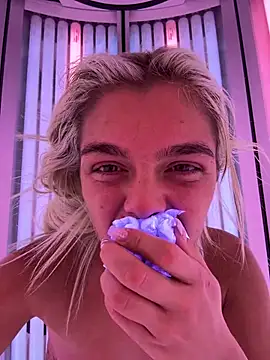 IrishTeenBarbie69 online show from 12-20-24, 02:49