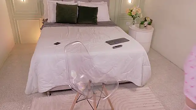  Miss Kimm online show from 04-13-26, 12:43