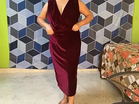 Aishwarya 101  online show from 02-23-25, 02:18