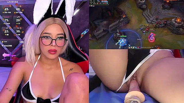 Snapshot of SweetieCloe_ chatting on 03-06-25, 12:21 SweetieCloe online show from 03-06-25, 12:21