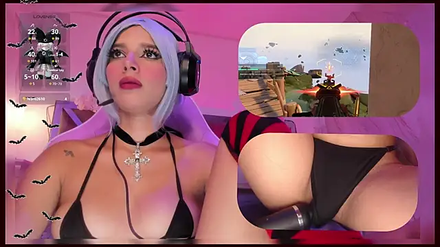 Snapshot of SweetieCloe_ chatting on 11-17-25, 09:09 SweetieCloe online show from 11-17-25, 09:09