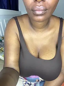 Snapshot of Naughty-sonia2 chatting on 05-27-26, 05:59 Naughty-sonia2 online show from 05-27-26, 05:59