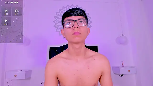 CodyTwink online show from 11-28-25, 03:25