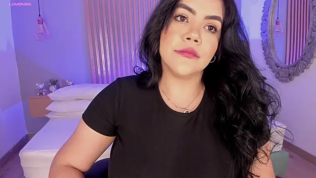 Snapshot of Harmonybabe_ chatting on 03-07-25, 08:22 Harmonybabe online show from 03-07-25, 08:22