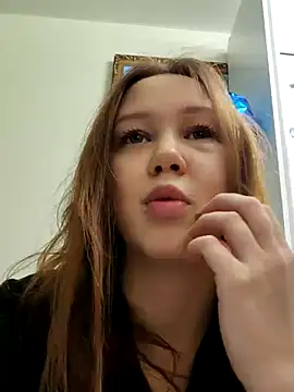  AnMiss  online show from 02-14-25, 01:40