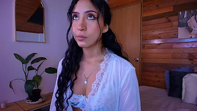 Snapshot of amber_curly chatting on 05-28-26, 08:17 amber curly online show from 05-28-26, 08:17