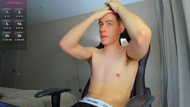 Snapshot of TaisonBrownX chatting on 01-02-25, 08:02 TaisonBrownX online show from 01-02-25, 08:02