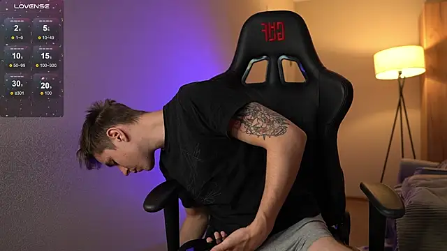 Snapshot of TaisonBrownX chatting on 03-13-25, 07:28 TaisonBrownX online show from 03-13-25, 07:28