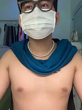 Snapshot of MinhTuanLive chatting on 03-16-25, 09:38 MinhTuanLive online show from 03-16-25, 09:38