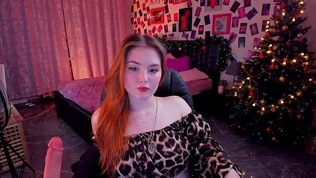 Snapshot of BellaTorne_ chatting on 12-28-24, 07:54 BellaTorne online show from 12-28-24, 07:54