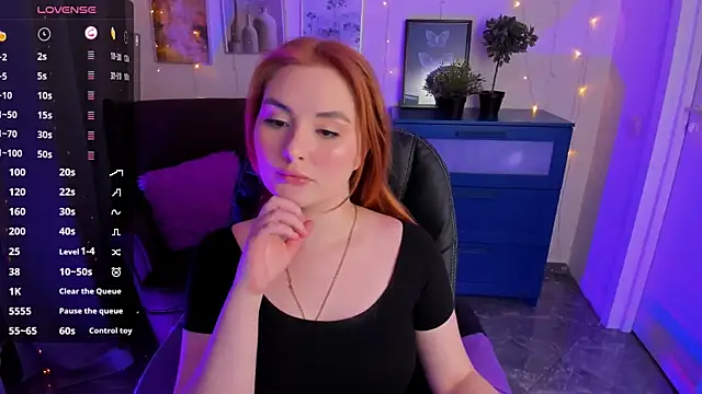 Snapshot of BellaTorne_ chatting on 01-28-25, 04:08 BellaTorne online show from 01-28-25, 04:08