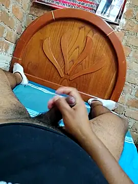 Dnick2 online show from 12-15-25, 09:19