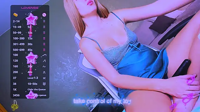 ReggieMeow online show from 03-23-25, 01:31