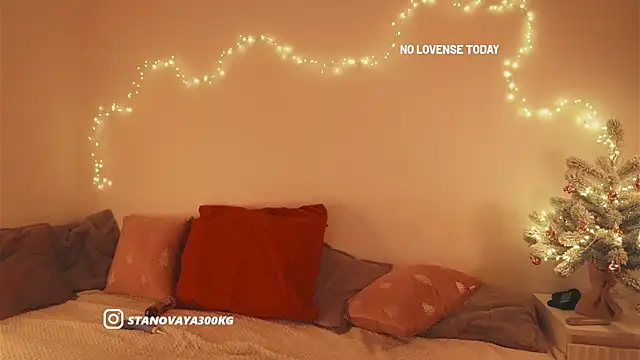 kris69kiss online show from 12-24-24, 03:47