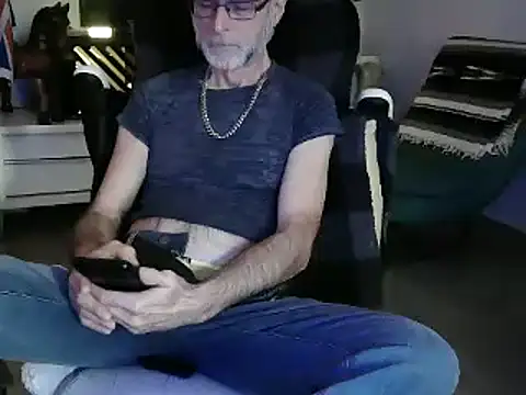 Snapshot of Towndude123 chatting on 02-23-26, 08:17 Towndude123 online show from 02-23-26, 08:17