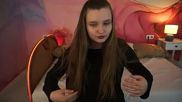 MagicPeachh  online show from 09-15-25, 05:57