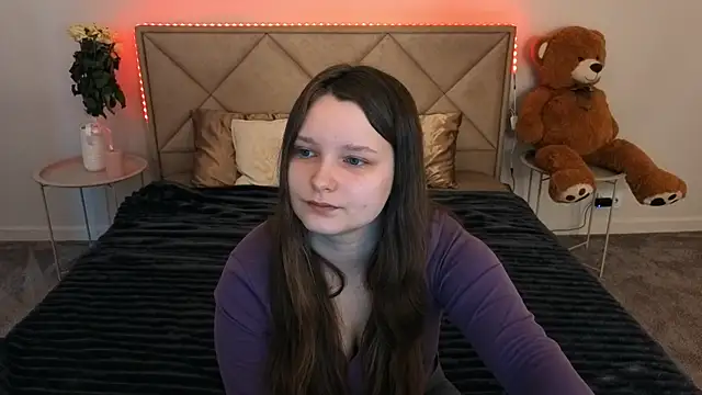 MagicPeachh  online show from 03-20-26, 07:13