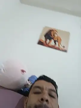 Snapshot of Leondomado chatting on 06-05-26, 04:56 Leondomado online show from 06-05-26, 04:56