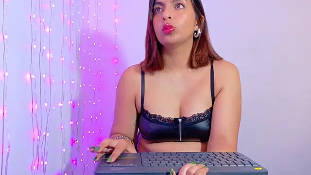 im anna  online show from 09-26-25, 10:47