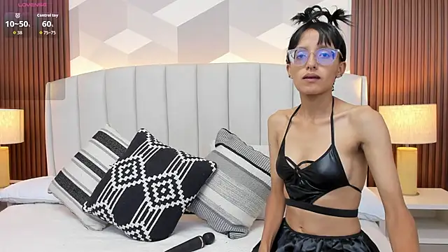 Marge lasander online show from 09-19-25, 01:40