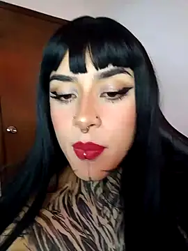 taaylor33 online show from 12-07-24, 11:40