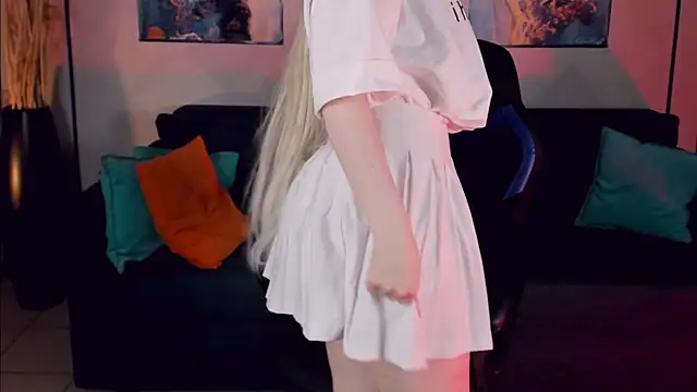 AmayaSakura online show from 12-21-24, 09:15