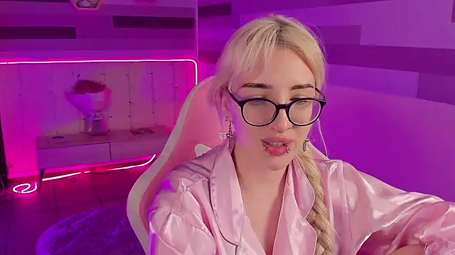 AmayaSakura online show from 12-28-24, 06:50