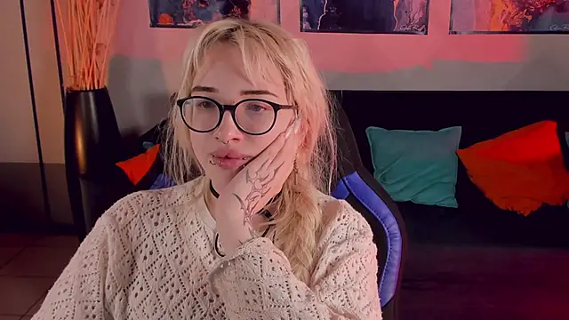 AmayaSakura online show from 12-29-24, 09:41