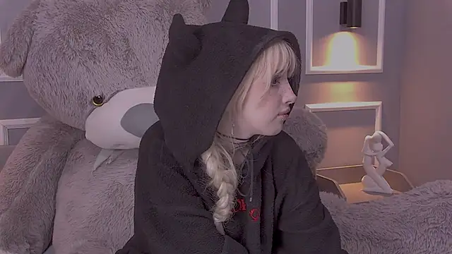 AmayaSakura online show from 01-09-25, 03:15