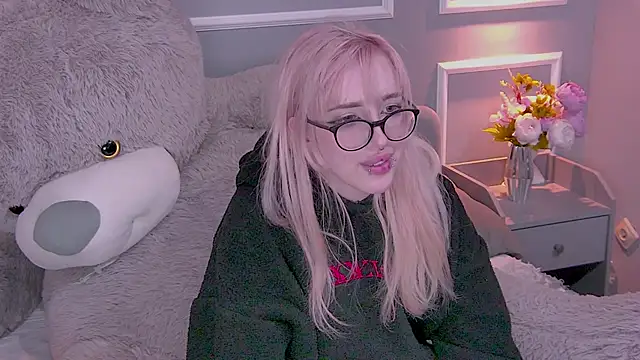 AmayaSakura online show from 02-04-25, 09:52