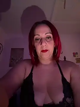 Snapshot of DeeLight124 chatting on 11-22-25, 06:34 DeeLight124 online show from 11-22-25, 06:34