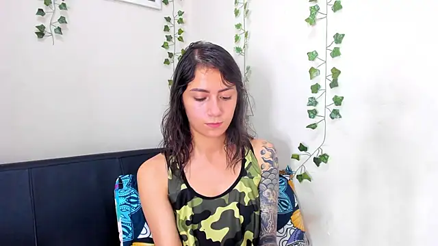 scarlet-jonesx online show from 12-04-24, 04:10