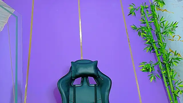 scarlet-jonesx online show from 10-01-25, 08:37