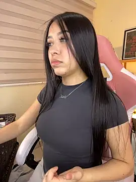 Snapshot of Starliee__ chatting on 12-03-25, 12:18 Starliee online show from 12-03-25, 12:18